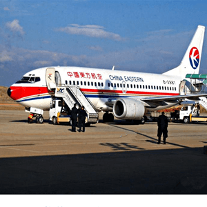 重庆江北空运公司航空快运业稳步发展的原因是什么？